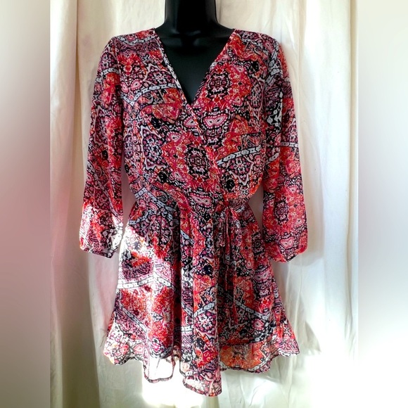 Band Of Gypsies Women's Sz S One Piece Romper Long Sleeve V Neck Lined Polyester - Picture 1 of 6